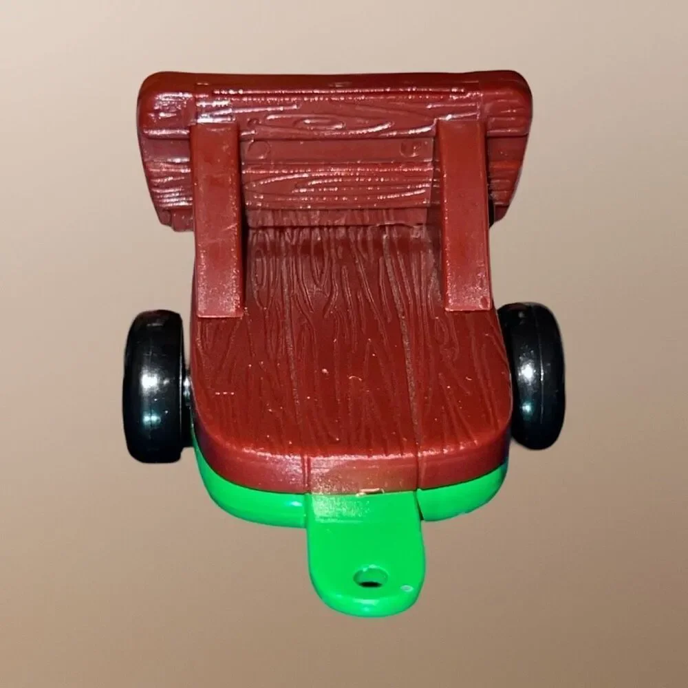 Ertl John Deere Plastic/Diecast Garden Trailer B1